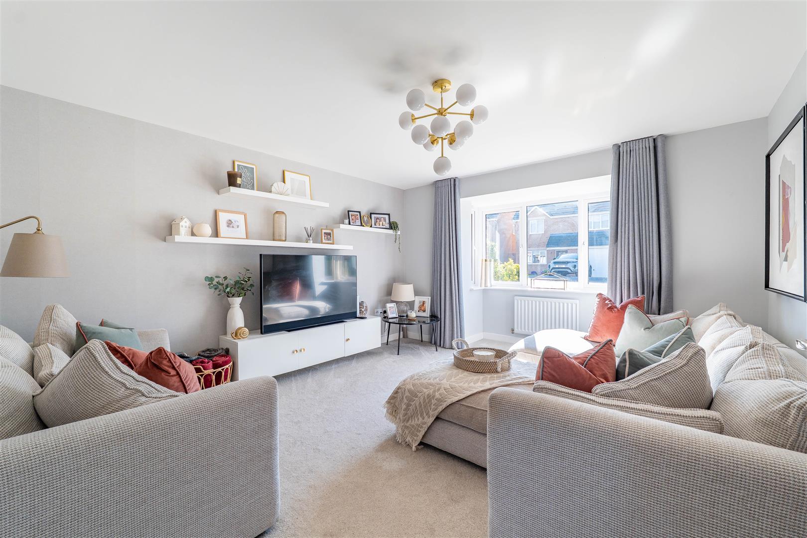4 bed property in Methuen Drive, Preston